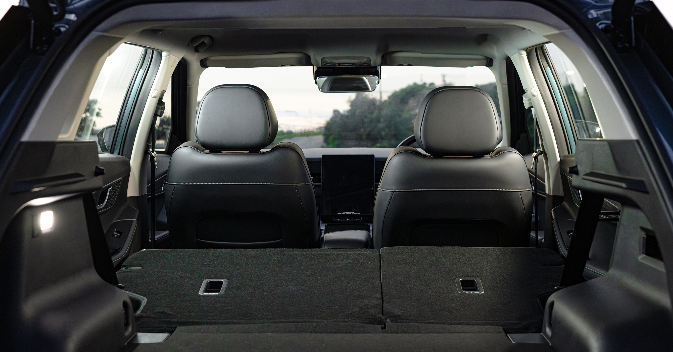 JAECOO J5 Interior